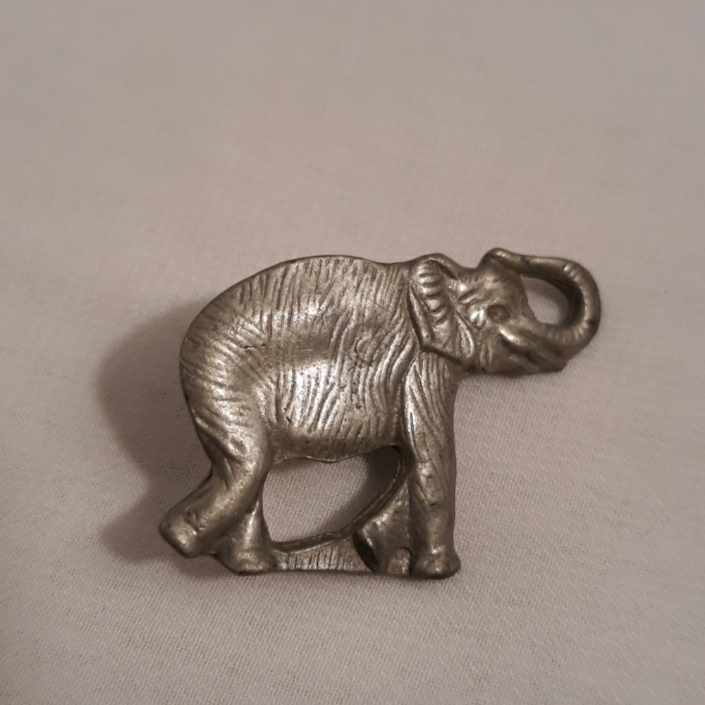 Vintage Pewter Elephant Pin Canada